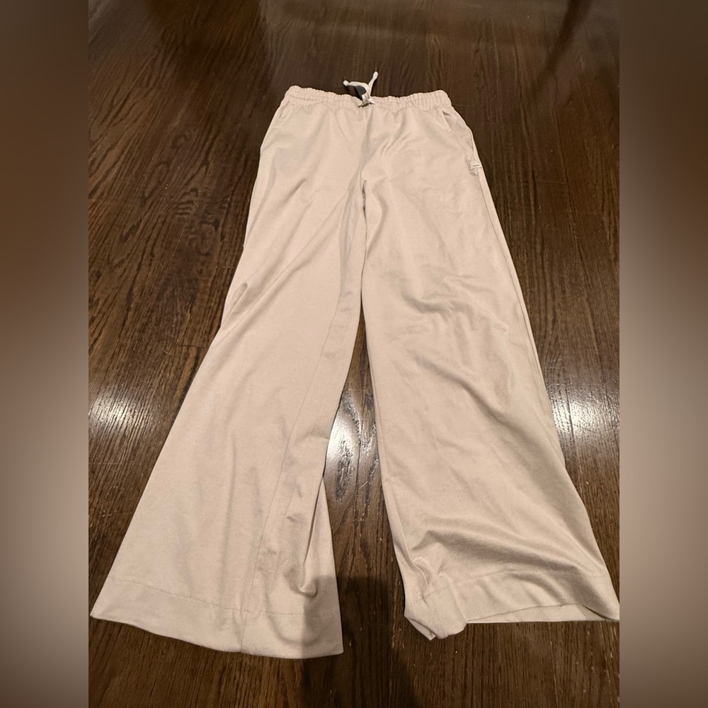 Vuori halo Wide-Leg Lounge Pants in heather ecru